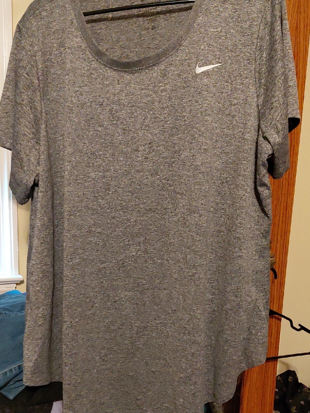 Nike Womens Gray Heather Short Sleeve Athletic Tee